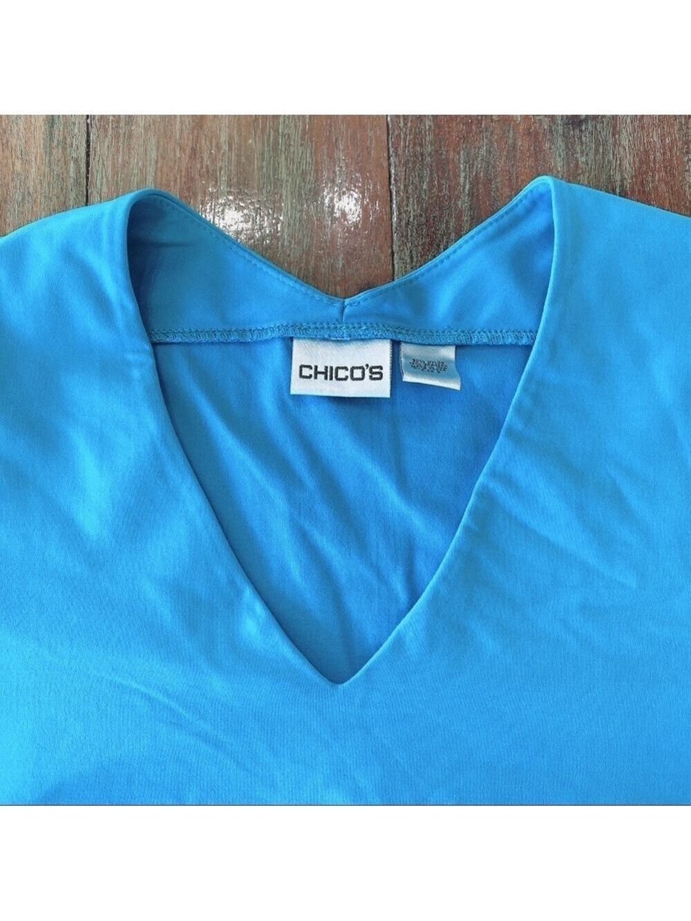 Chicos Aqua Blue Cap Sleeve Tee Size 2 (12) - Picture 2 of 7